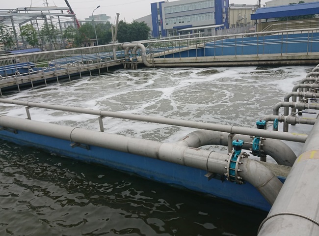 Giá cung cấp vận chuyển bùn vi sinh quận Bình Tân Tiến Phát