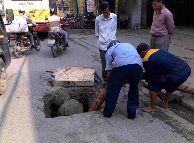 Th&ocirc;ng cống nghẹt quận 9 Thịnh Ph&aacute;t gi&aacute; cả rẻ nhất thị trường